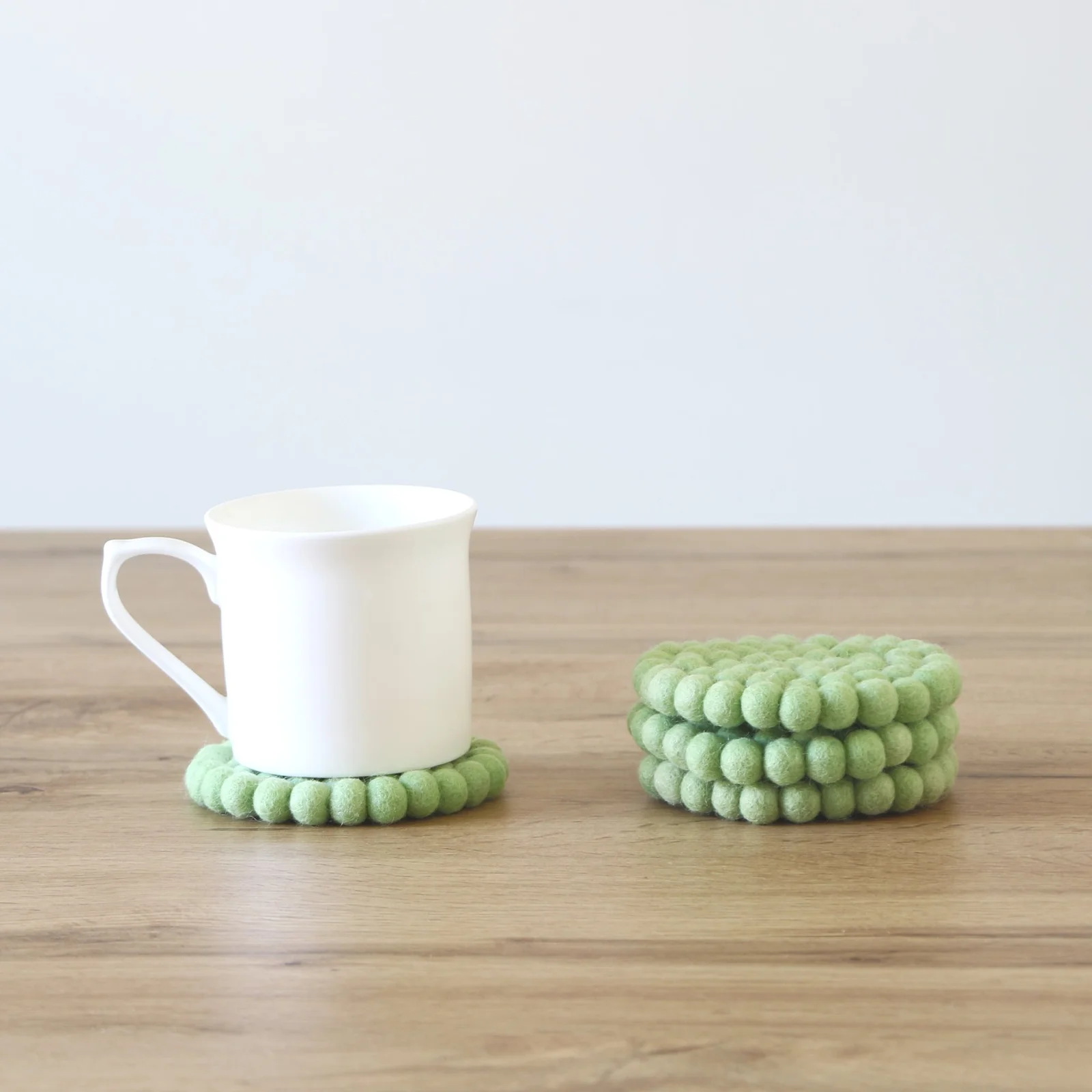 Green Round Felt Tea Coasters – Handmade, Durable & Eco-Friendly