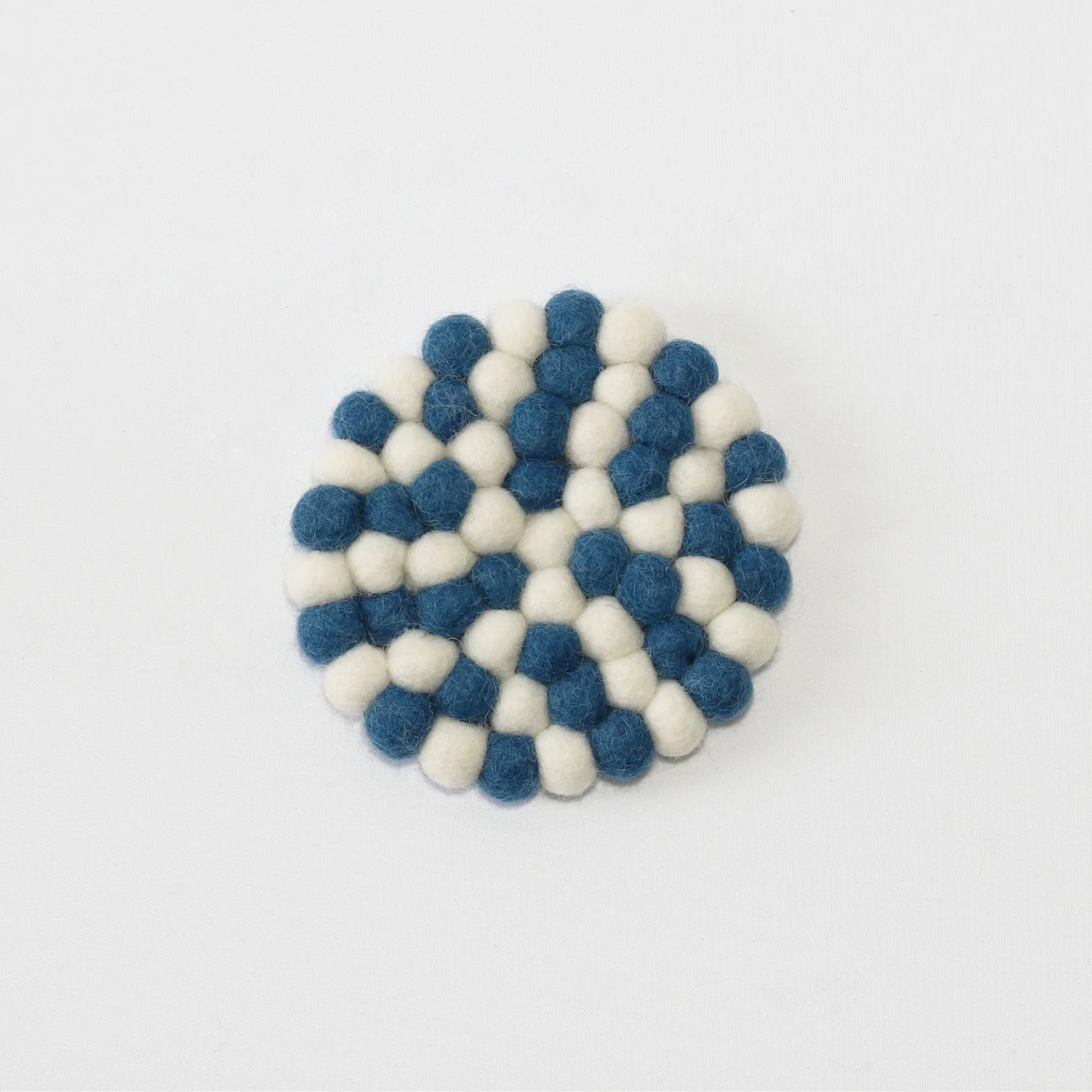 Blue White Round Felt Tea Coasters – Handmade, Durable & Eco-Friendly